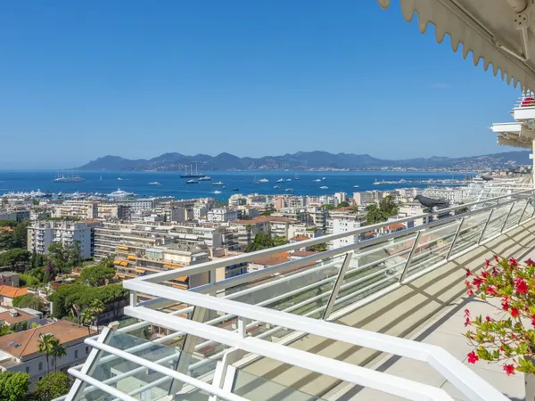 Appartement 3 pièces 103 m²