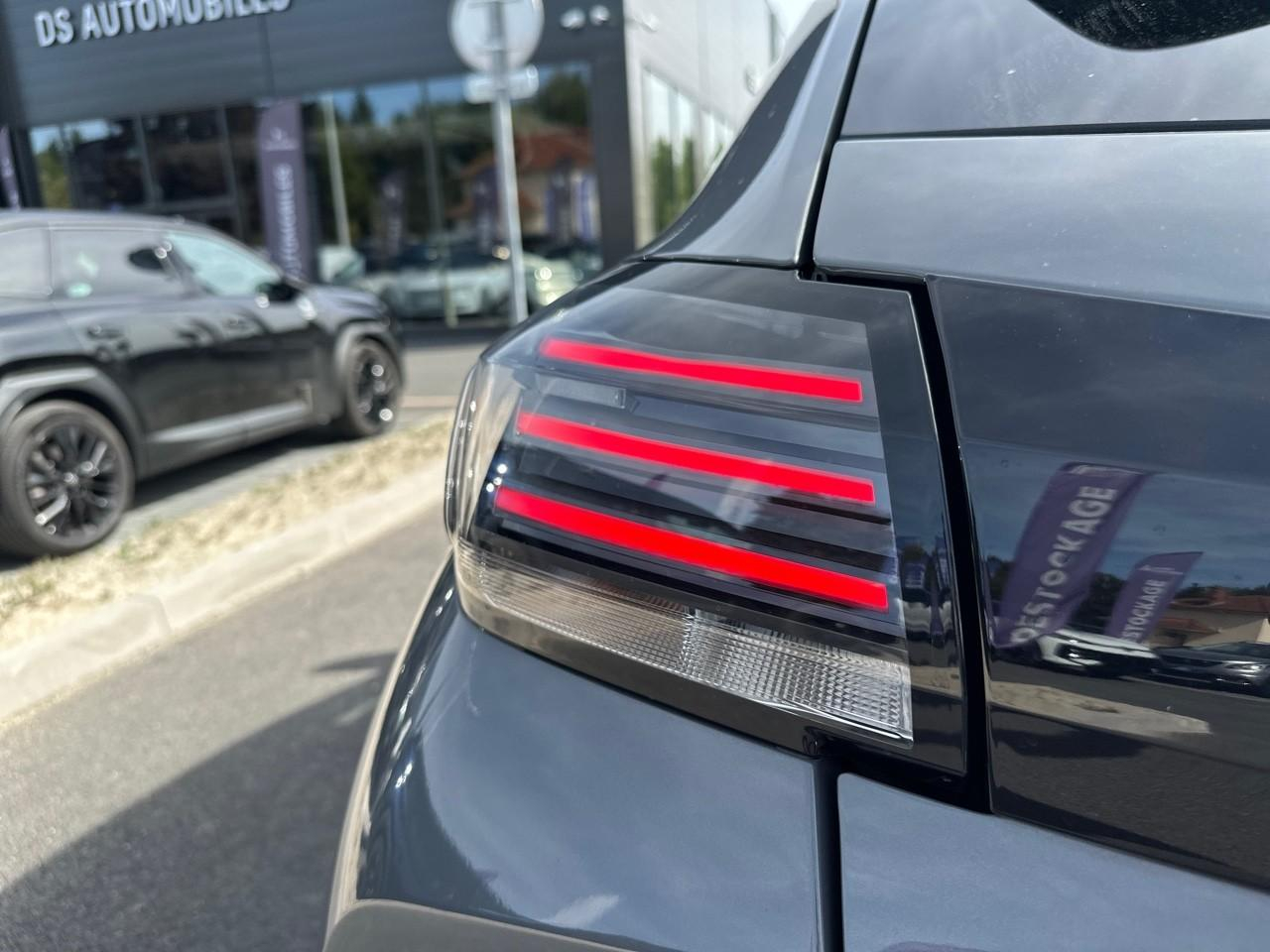 Peugeot 208 1.2 hybrid 110ch allure e-dcs6 — photo 16