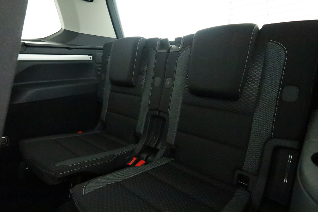Volkswagen Touran 1.5 TSI EVO Active DSG7 — photo 15