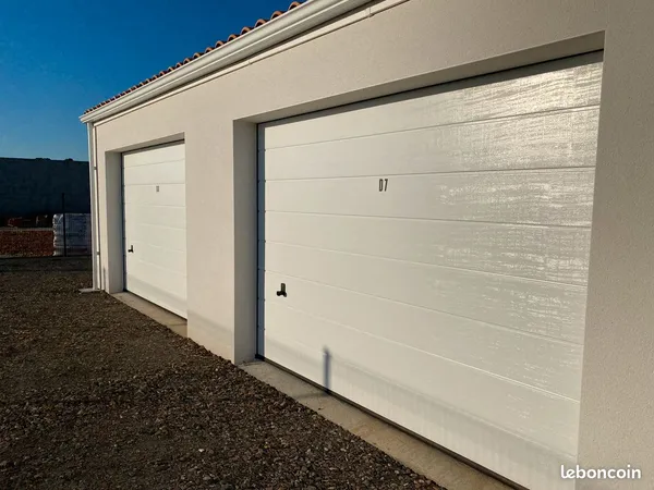 Garage à louer