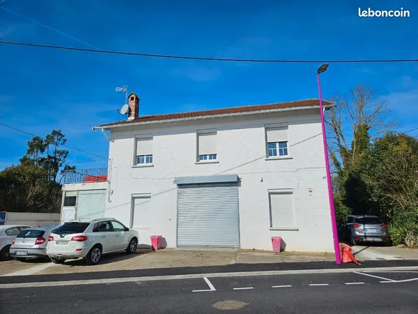Location local commercial 90m2
