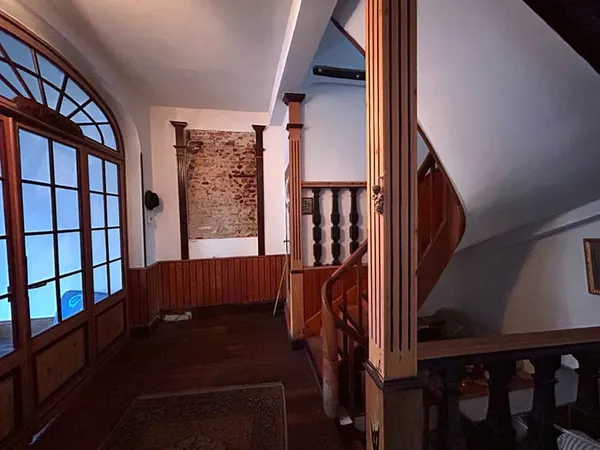 GRANDE MAISON DE VILLE DE CHARME AU C?UR DE PAMIERS AVEC TERRASSE ET VUE PYRÉNÉES