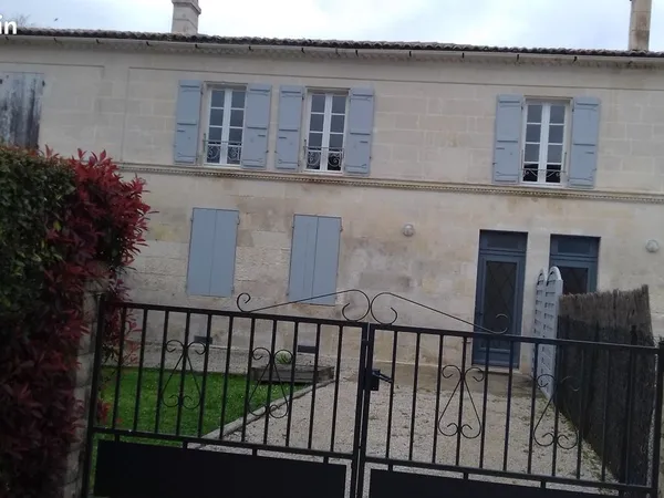 A louer maison mitoyenne