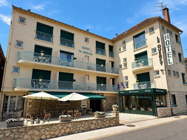 Hôtel 3 étoiles 23 chambres avec piscine