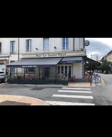 Bar au coeur du marché FDC
