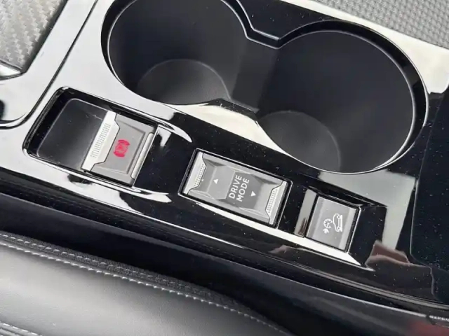 Peugeot 2008 puretech 130 s&amp;s eat8 — photo 15
