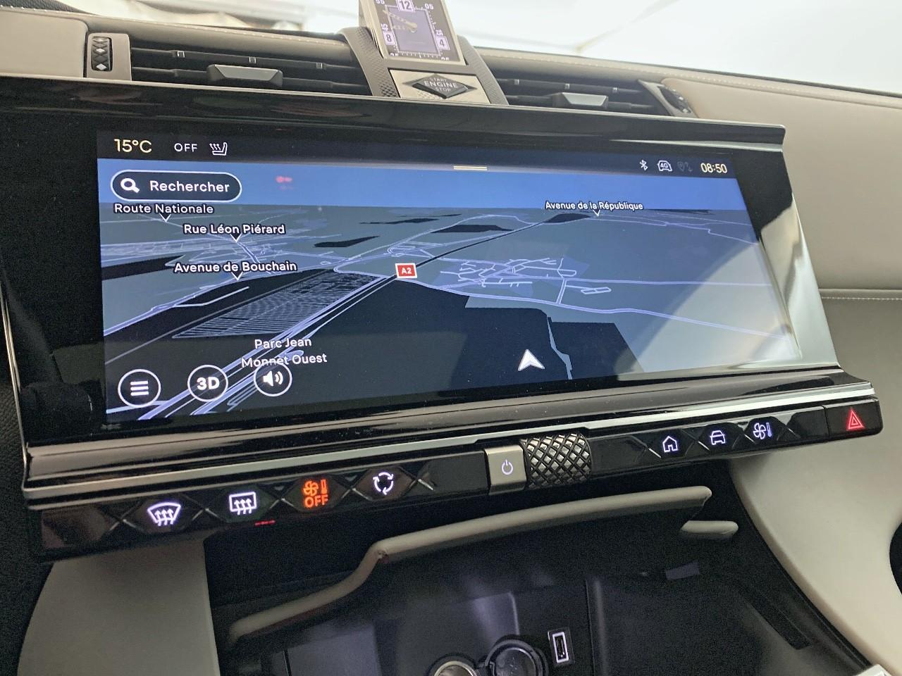 Ds Ds 7 crossback hybride rechargeable e-tense 300 eat8 4x4 etoile — photo 16