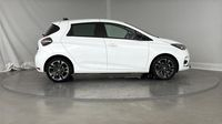 Renault Zoé E-Tech Iconic charge normale R135 Achat Integral - MY22 — photo 4