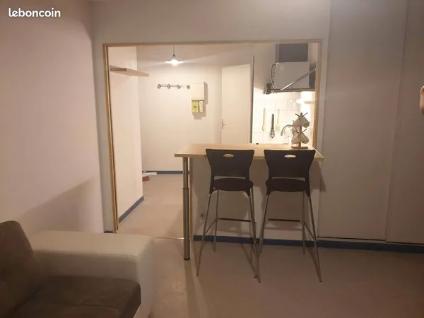 Studio place Saint evre