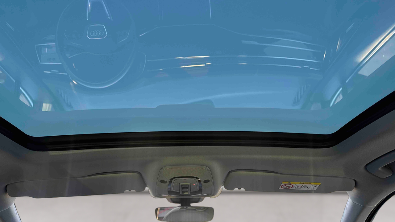 Audi Q7 55 TFSI e 380 Tiptronic 8 Quattro — photo 17