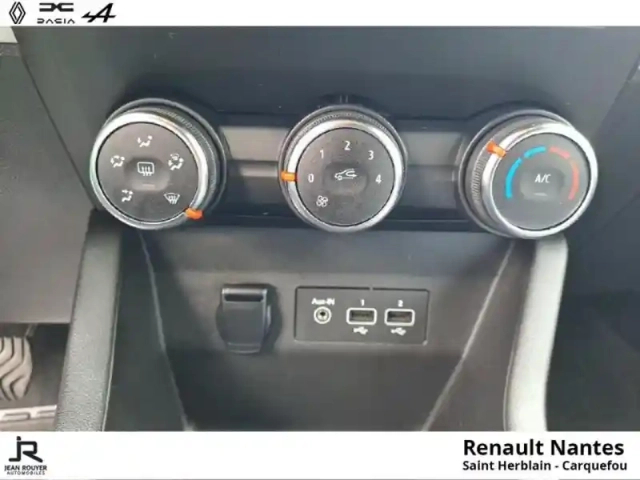 Renault Clio 1.0 tce 90ch limited — photo 12