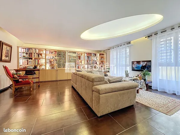 Appartement 5 pièces 136 m²