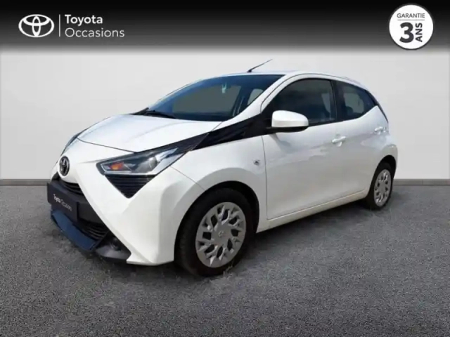 Toyota Aygo 1.0 vvt-i 72ch x-play 5p my20 — photo 1