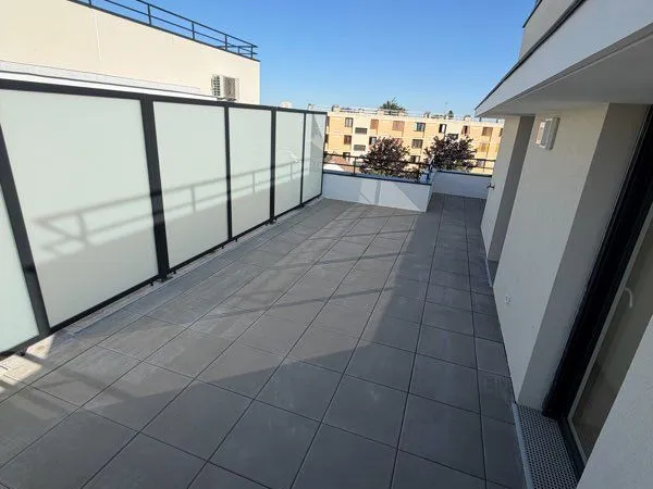 T4 grande terrasse