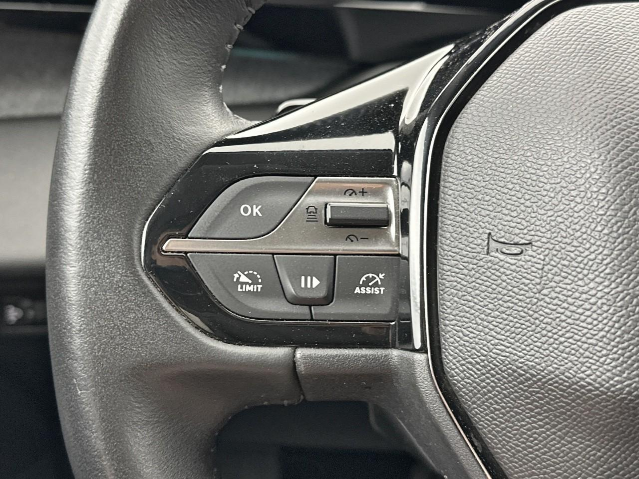 Peugeot 308 bluehdi 130ch s&s eat8 allure pack — photo 20