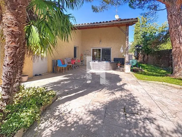 MAISON 6 PIECES 163M2 TERRAIN 570 M2 - 69100 SAINT-PRIEST