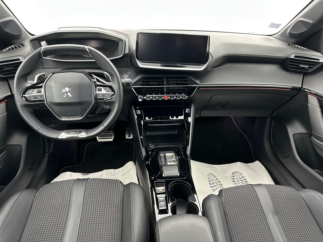 Peugeot 208 puretech 100 s&s eat8 gt — photo 11