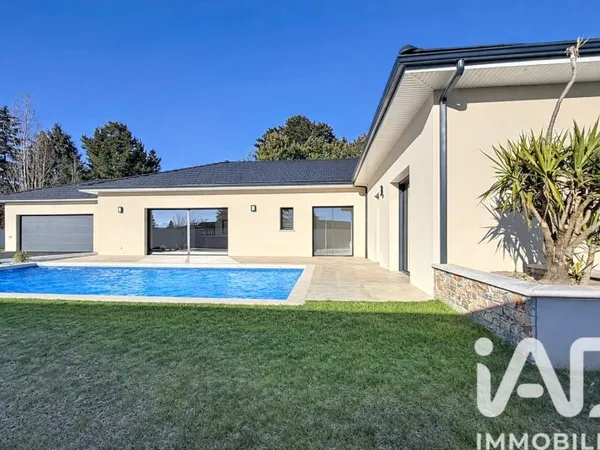 Maison 5 pièces 180 m²