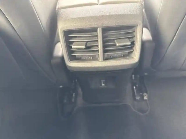 Citroën C5 Aircross puretech 130 s&amp;s eat8 — photo 24