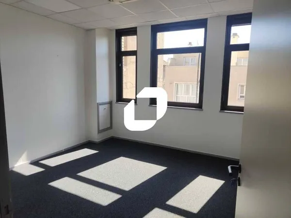 Bureaux 444 m²