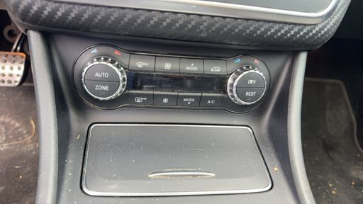 Mercedes Classe A 2.0 220 184 4Matic 7G-DCT - Inspiration – 2016 – 163477 km – Essence – Boîte Automatique — photo 26