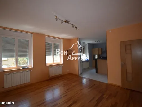 Appartement 61 m² Saint-Privat-la-Montagne