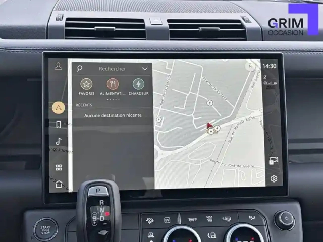 Land Rover Defender 110 p300e awd auto — photo 21