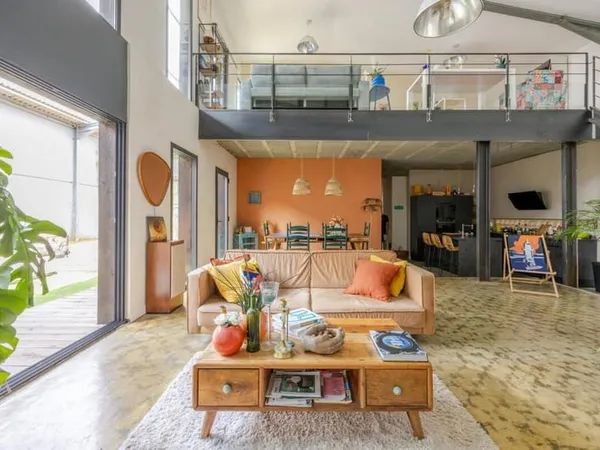 Maison 5 pièces 214 m²
