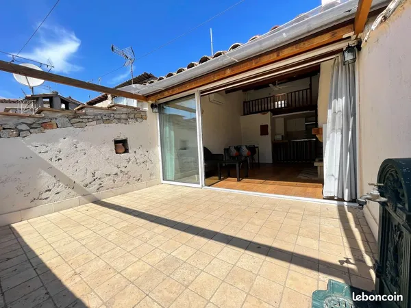 LOFT 41m² avec terrasse, REFAIT A NEUF en 2021, MEUBLÉ