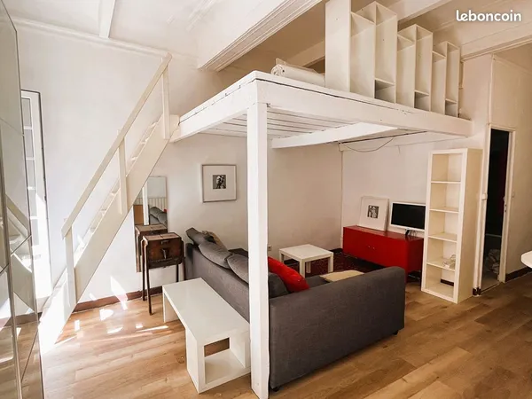 Studio 1 pièce 34 m²