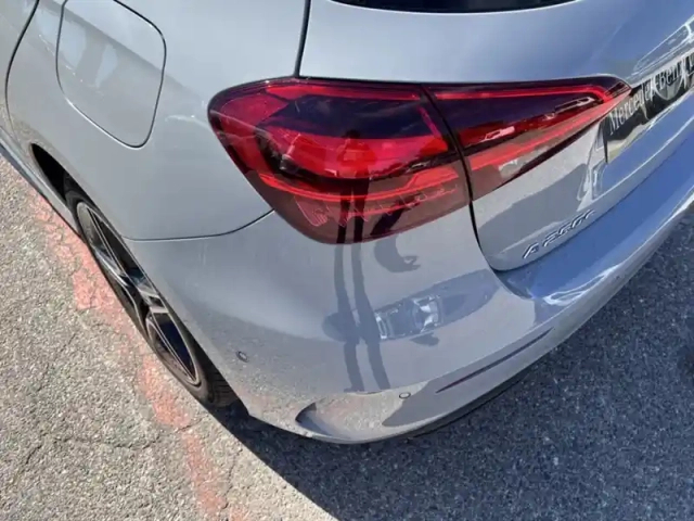 Mercedes Classe A 250 e hybrid eq amg exclusive — photo 10