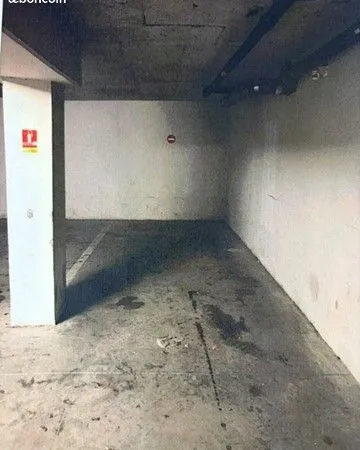 Location Parking intérieur