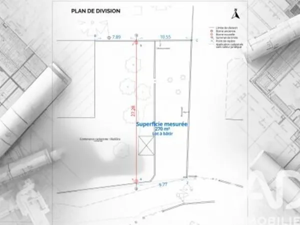 Terrain 270 m²