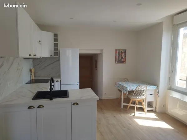F3 lumineux de 52 m² - 2 chambres - DPE D - Quartier Gambetta / Vauban