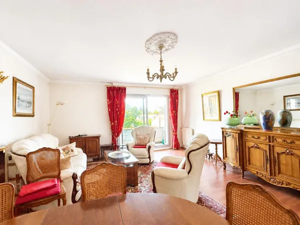 Appartement T3 avec balcon - Caudéran