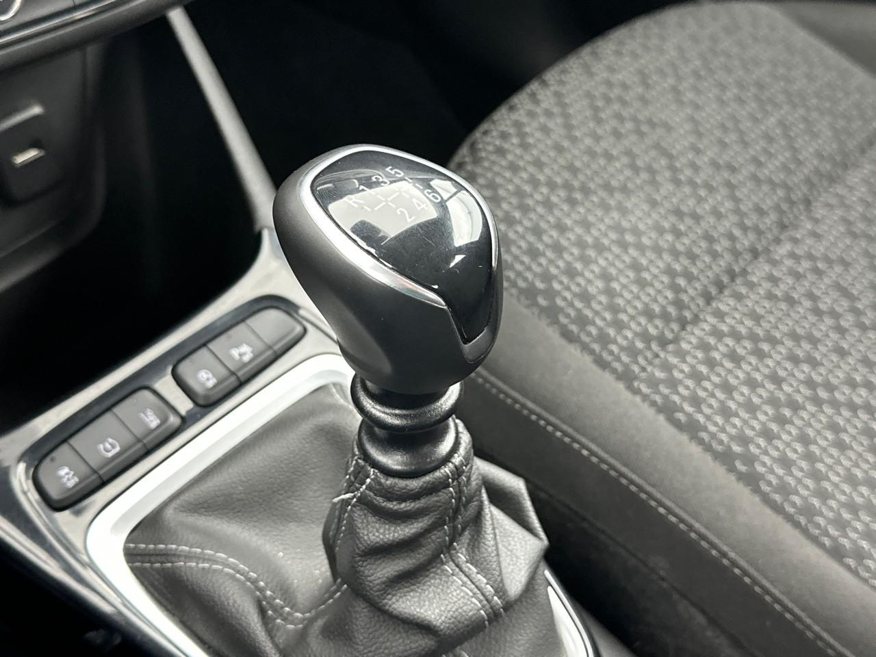 Opel Crossland 1.2 turbo 110 ch bvm6 edition — photo 30