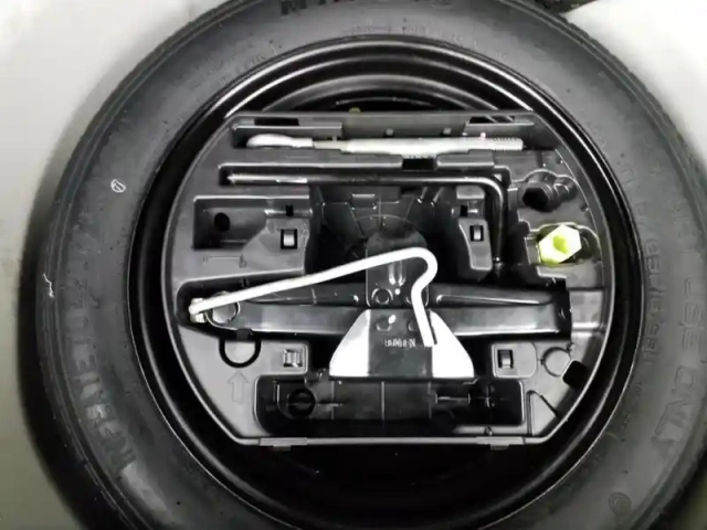 Ds Ds 3 ds3 crossback puretech 130 eat8 performance line+ — photo 27