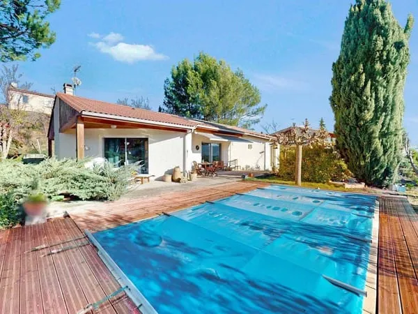 Maison de plain-pied 4 pièces 110 m²