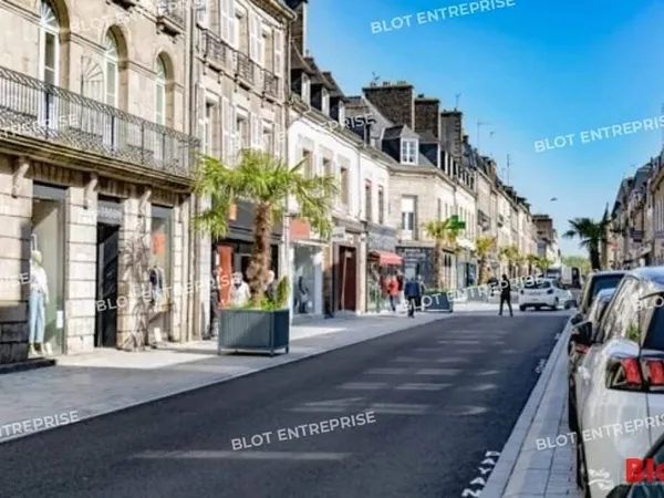 Local commercial 180 m²