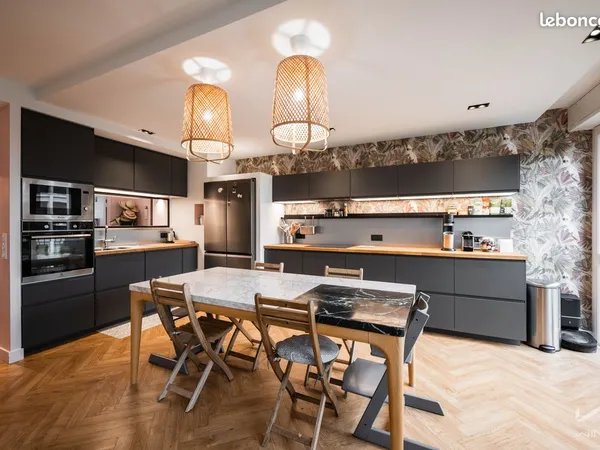 Appartement 5 pièces 105 m²