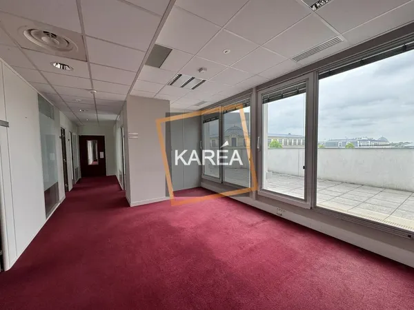 Local professionnel 405 m²