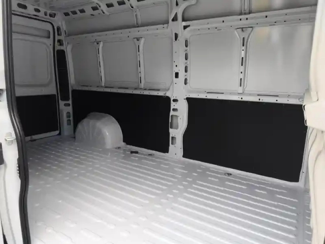 Fiat Ducato fg l2h2 3.3 140ch business pro — photo 16