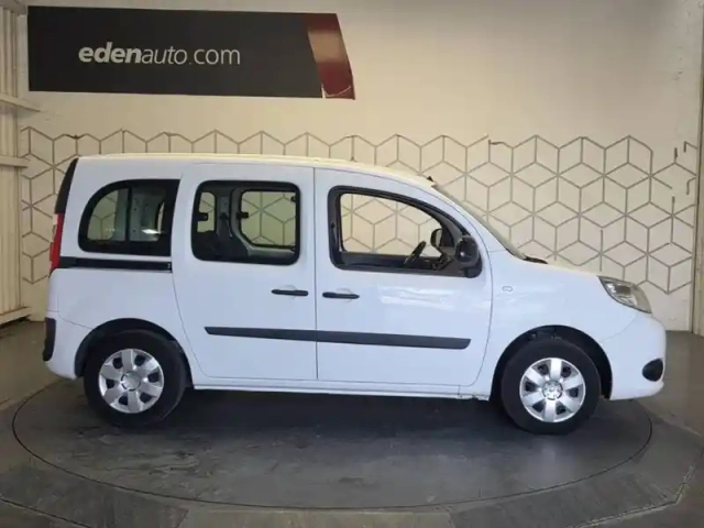Renault Kangoo blue dci 80 — photo 4