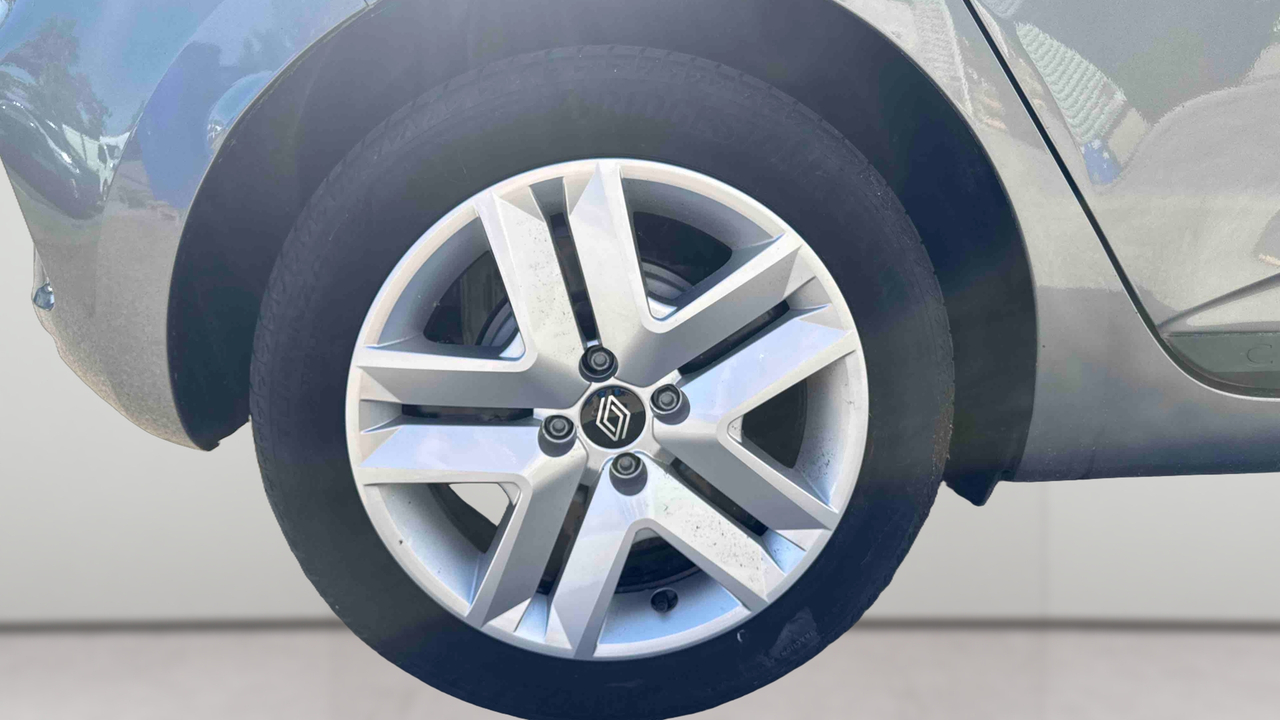 Renault Clio E-Tech full hybrid 145 ch GSR2 — photo 23