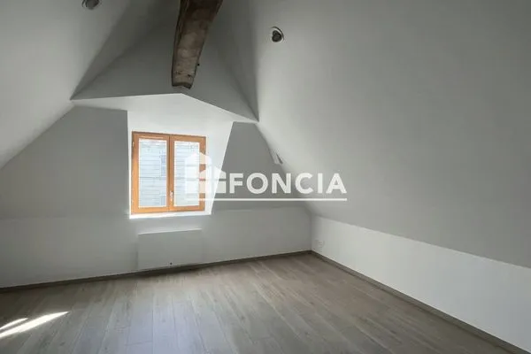 Appartement 4 pièces 79 m²