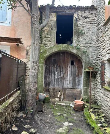 Remise de village