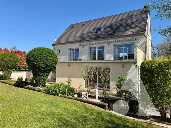 Maison Montigny Les Monts 8 pièce(s) 196 m2 5 chambres