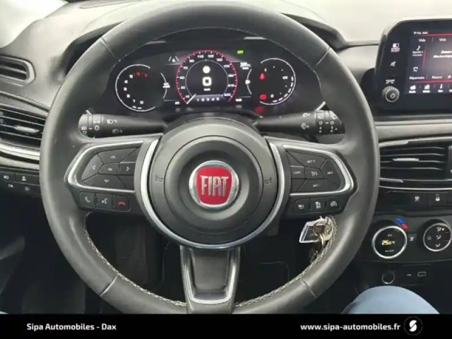 Fiat Tipo cross 1.0 firefly turbo 100 ch s&amp;s — photo 92