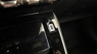 Peugeot 2008 1.2 PureTech 130ch S&S GT EAT8 — photo 30