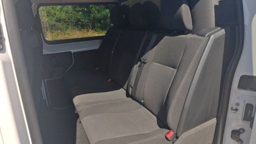 Opel Vivaro Cabine Approfondie 2.0 BlueHDi 180 EAT8 - Taille M – 2025 – 36369 km – Diesel – Boîte Automatique — photo 34
